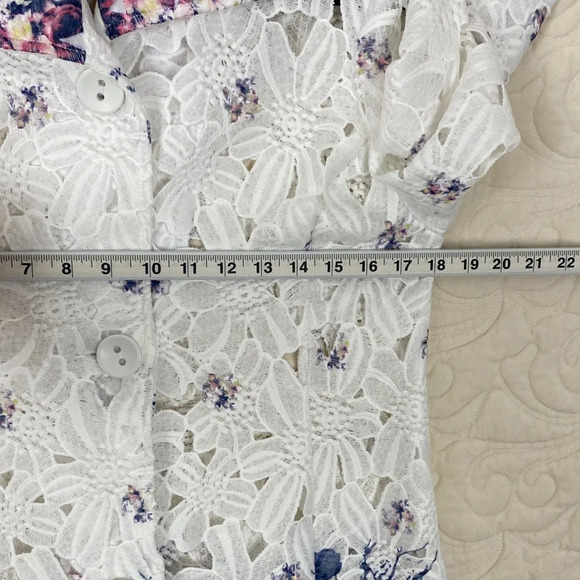 Peter Nygard White and Purple Floral Lace Blouse Set - Picture 11 of 15